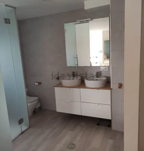 SE VENDE PISO EN AGUADULCE SUR 15