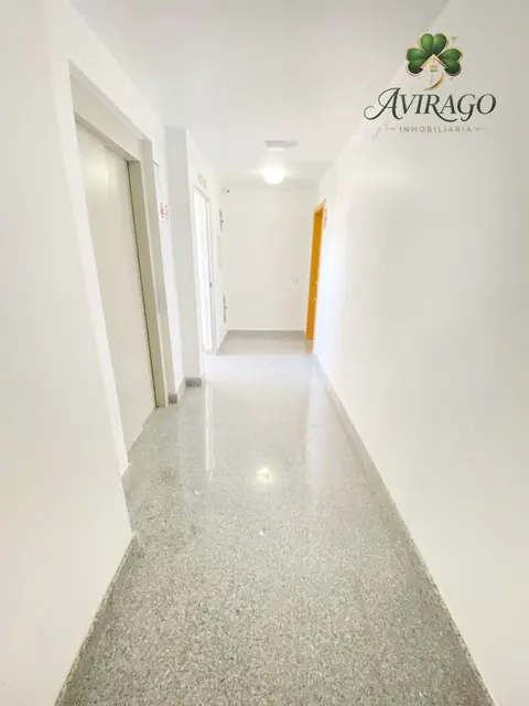 SE ALQUILA PRECIOSO PISO EN VIATOR 16