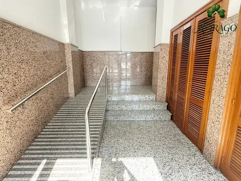 SE ALQUILA PISO EN AVD DEL MEDITERRANEO 51