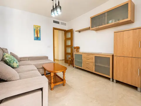 SE ALQUILA PRECIOSO PISO EN AVENIDA MONTSERRAT 10