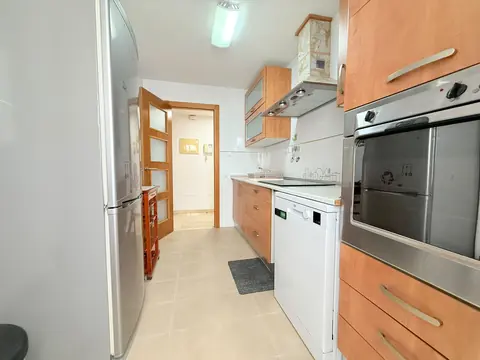 SE ALQUILA PRECIOSO PISO EN AVENIDA MONTSERRAT 23