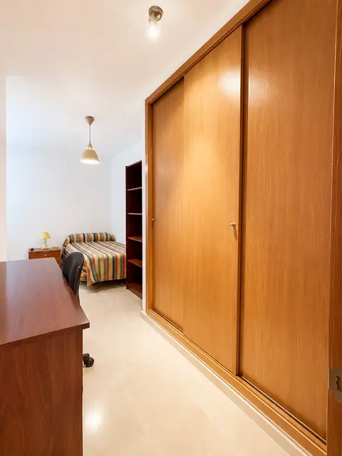SE ALQUILA PRECIOSO PISO EN AVENIDA MONTSERRAT 4