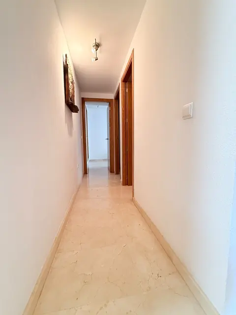 SE ALQUILA PRECIOSO PISO EN AVENIDA MONTSERRAT 19