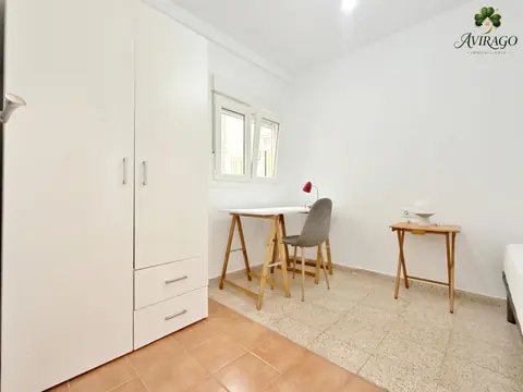 SE ALQUILA PISO DE SEPTIEMBRE A JUNIO EN EL ZAPILLO 9