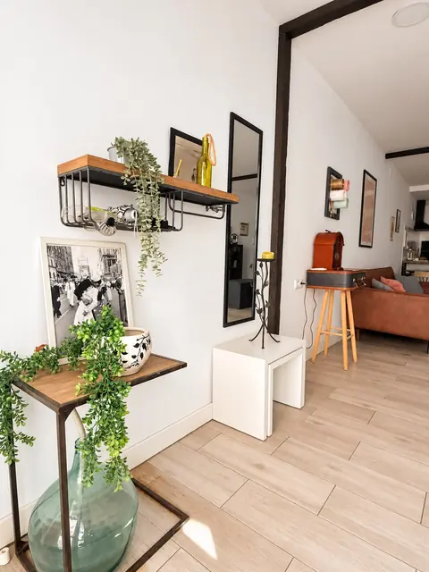 SE VENDE ESTUDIO EN CALLE RODRIGO VIVAS MIRAS 14