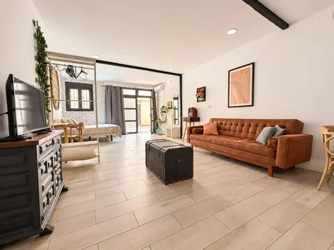 SE VENDE ESTUDIO EN CALLE RODRIGO VIVAS MIRAS 1