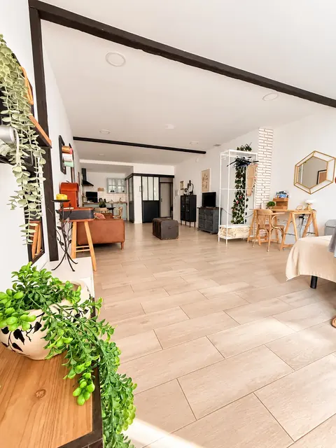 SE VENDE ESTUDIO EN CALLE RODRIGO VIVAS MIRAS 16