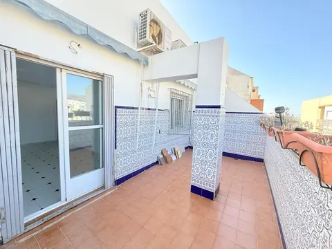SE ALQUILA PISO EN CALLE SAN LEONARDO 14