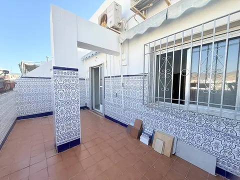 SE ALQUILA PISO EN CALLE SAN LEONARDO 13
